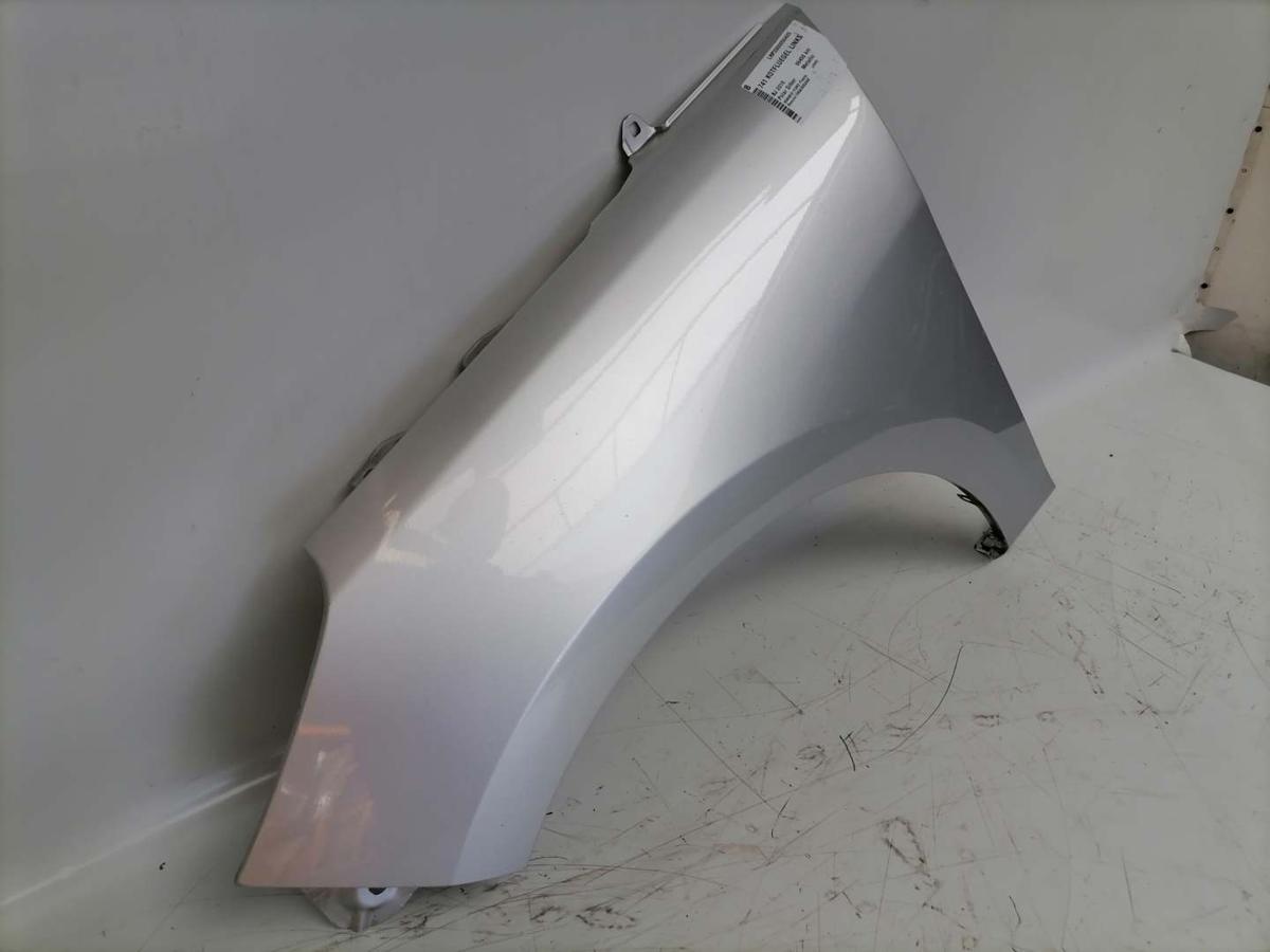 Ford Fiesta MK7 original Kotflügel vorn links Polar Silber Metallic Bj.2018